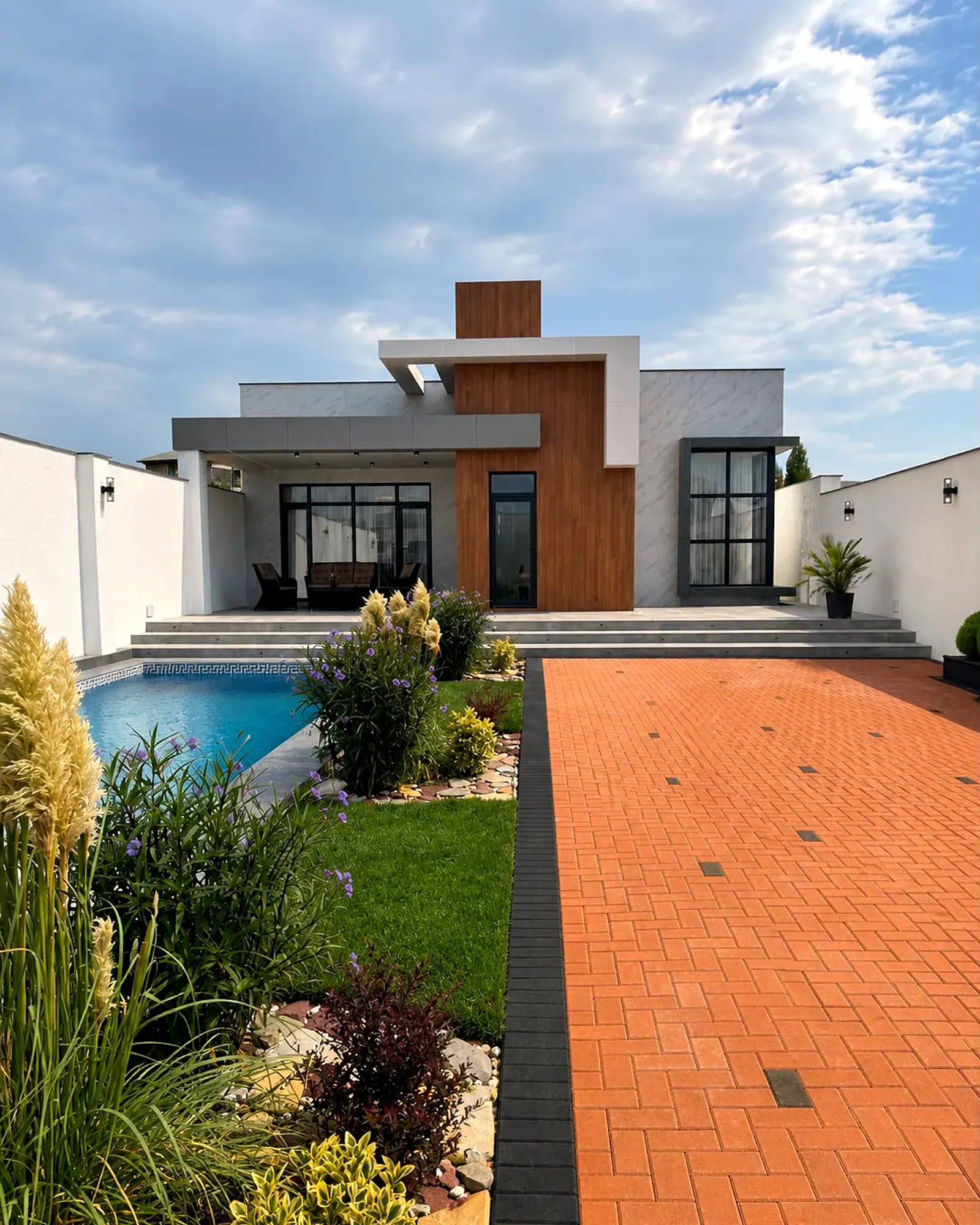 Mərdəkan, 4 otaqlı, 170 m², hovuzlu bağ evi — Mərdəkan Collection XX